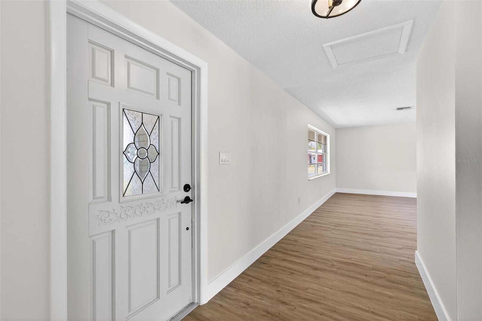 WATERWAY MANOR UNIT 01 - Residential