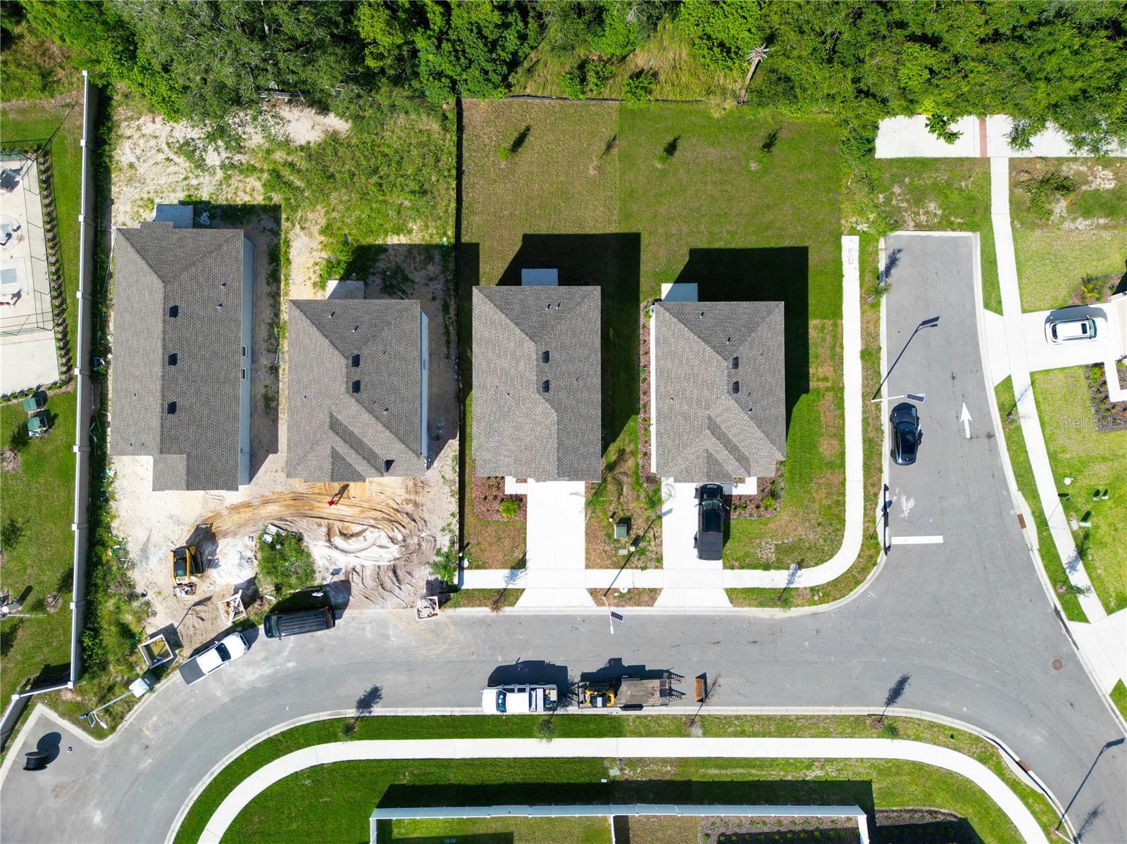 LEOMAS LNDG PH I - Residential Lease