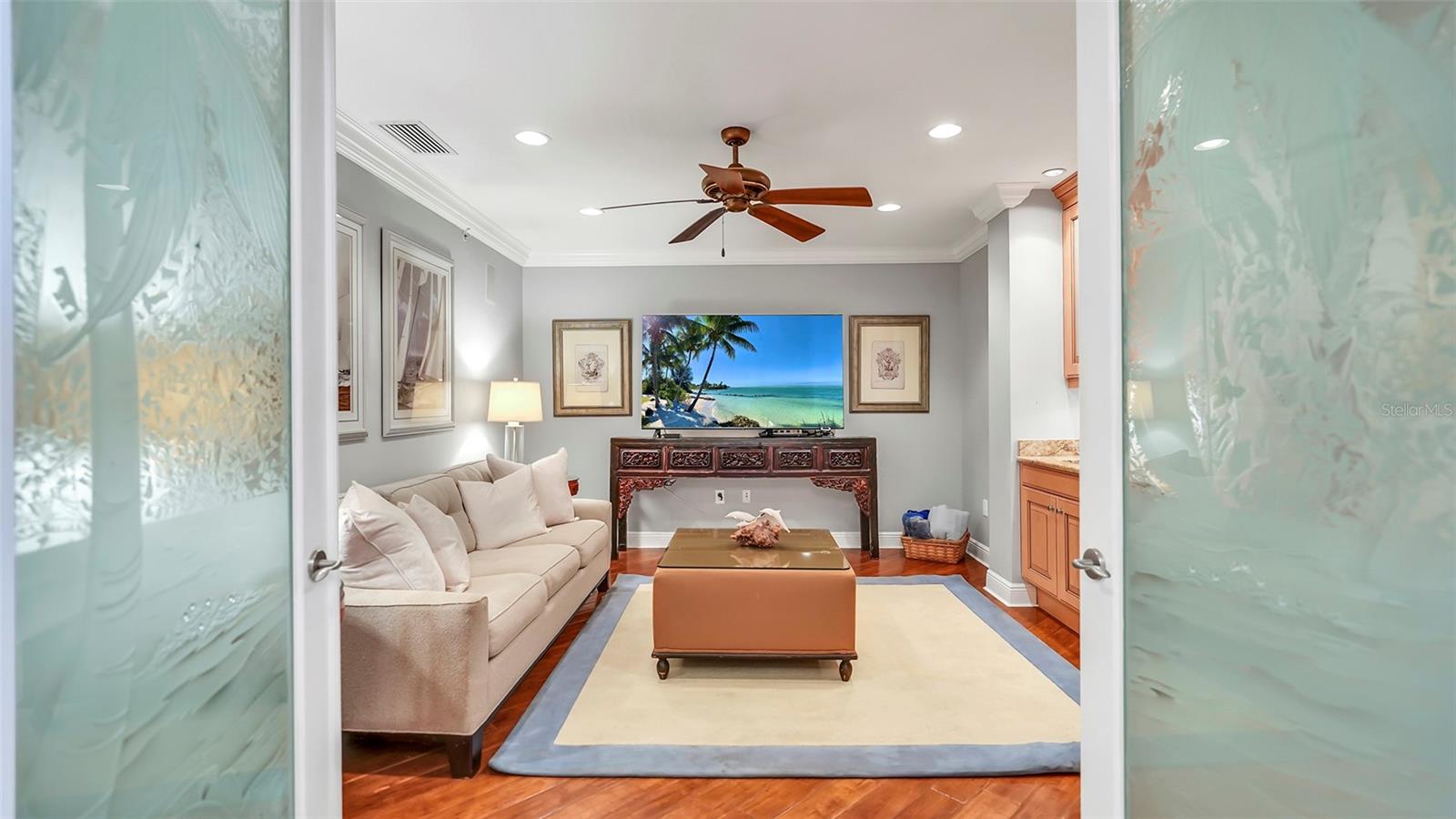 THE BEACH RESIDENCES - Residential