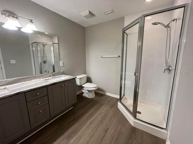 COVE AT LAKE PEARL - Residential