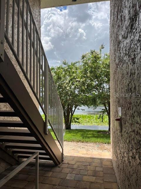 COVE AT LAKE PEARL - Residential