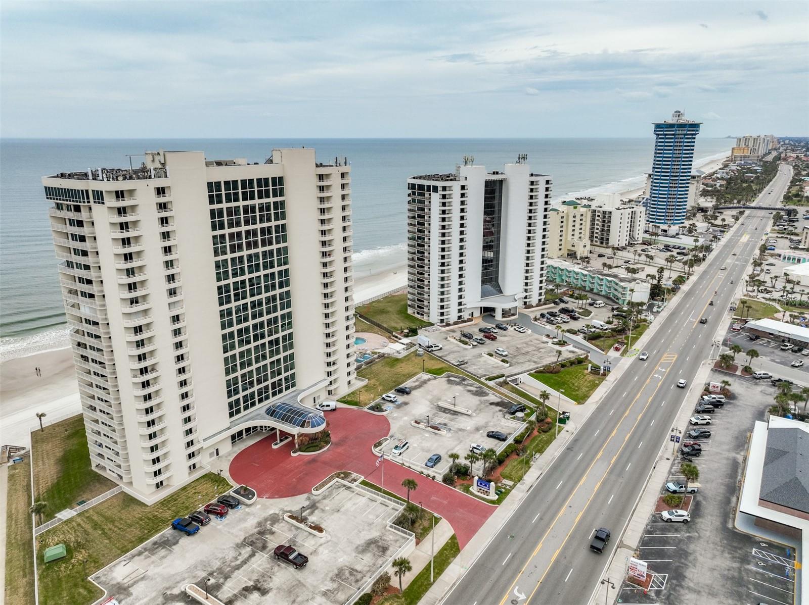 PENINSULA CONDO - Residential