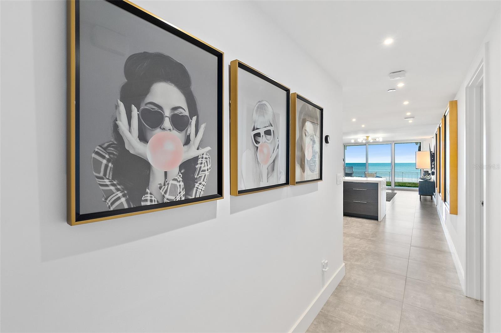 PENINSULA CONDO - Residential