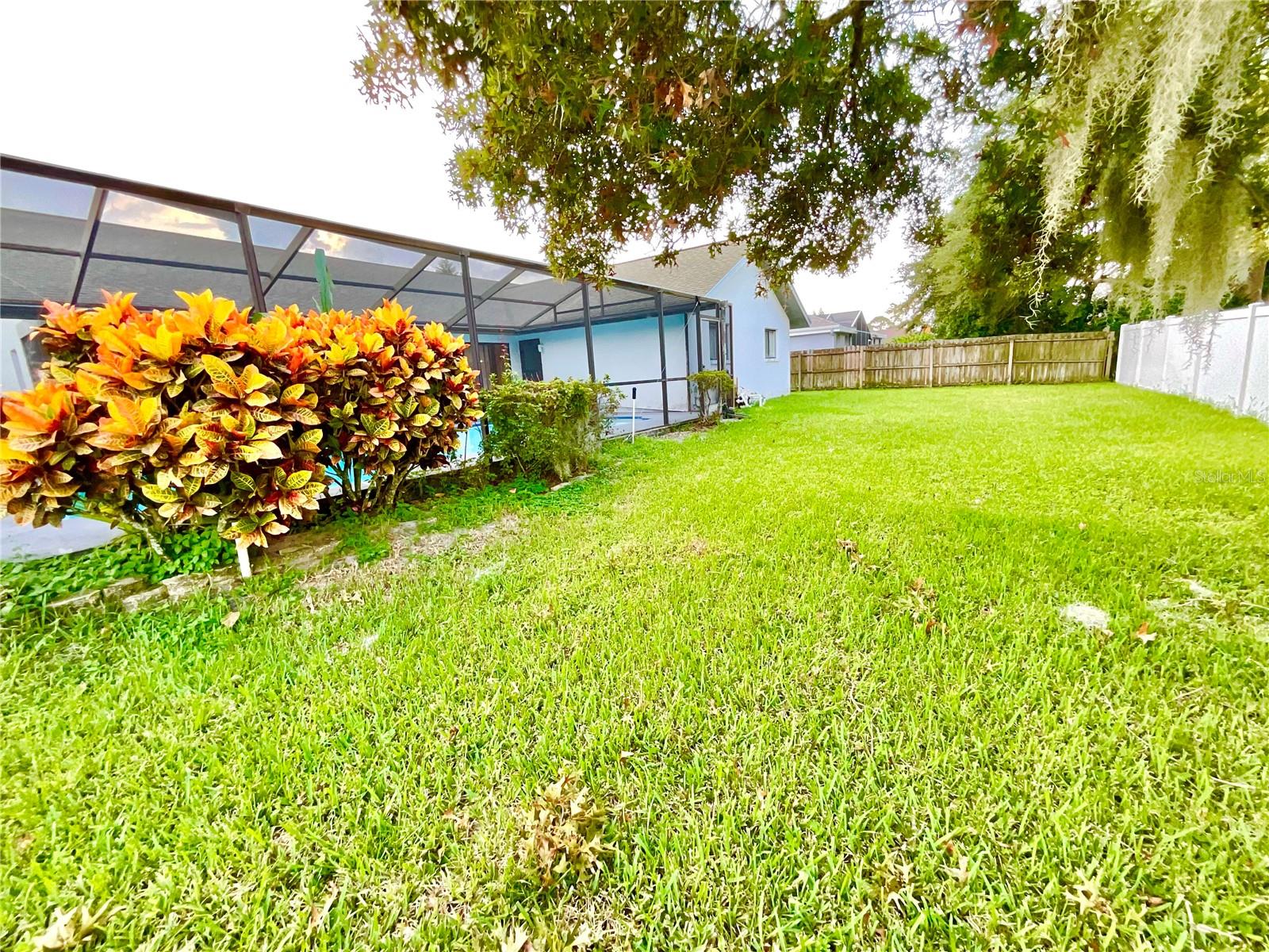 RIVERSIDE OAKS - Residential Lease