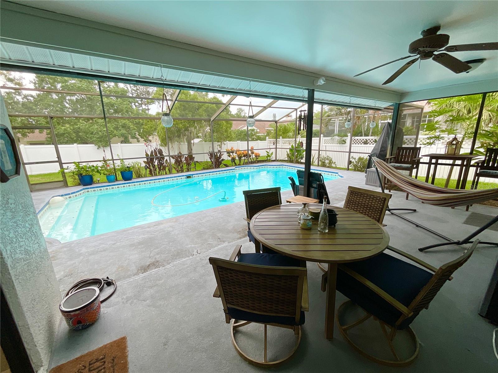 RIVERSIDE OAKS - Residential Lease