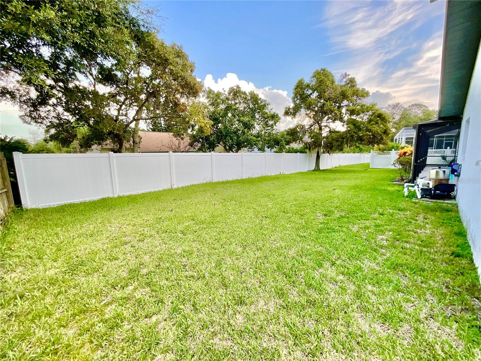 RIVERSIDE OAKS - Residential Lease