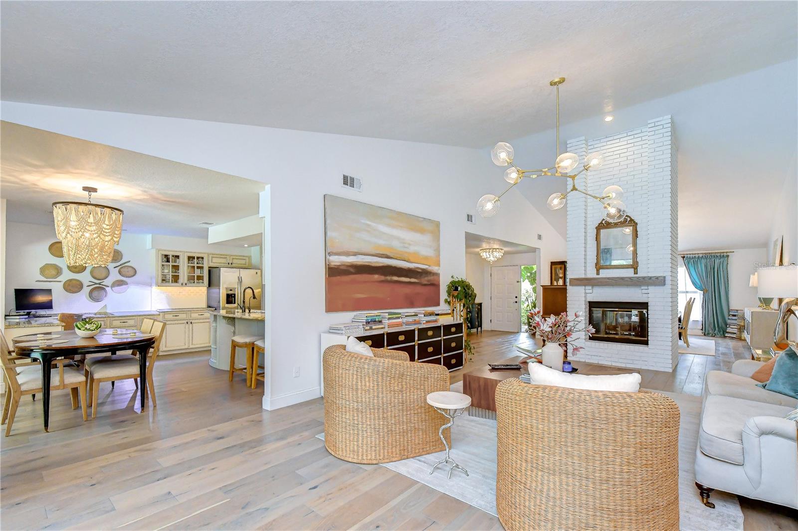 BELLE MEADE - Residential