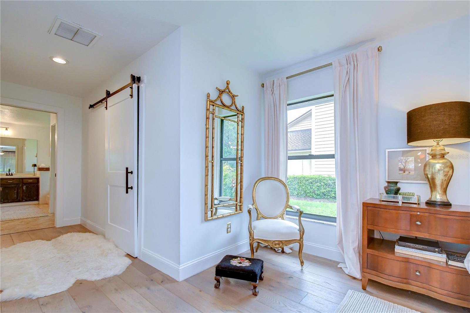 BELLE MEADE - Residential