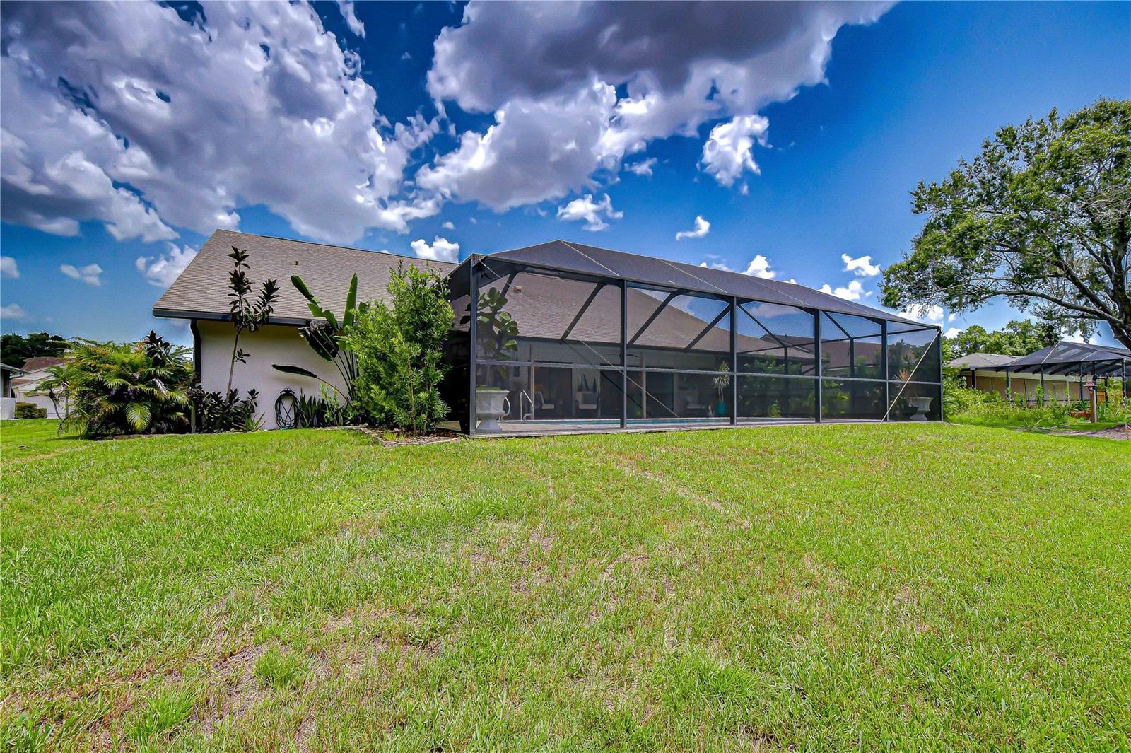 BELLE MEADE - Residential