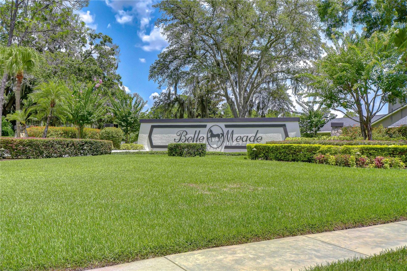 BELLE MEADE - Residential