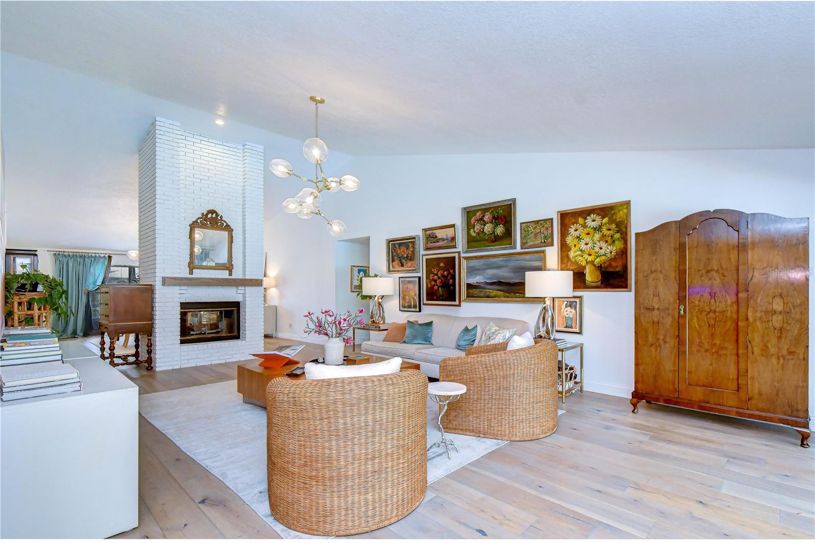 BELLE MEADE - Residential
