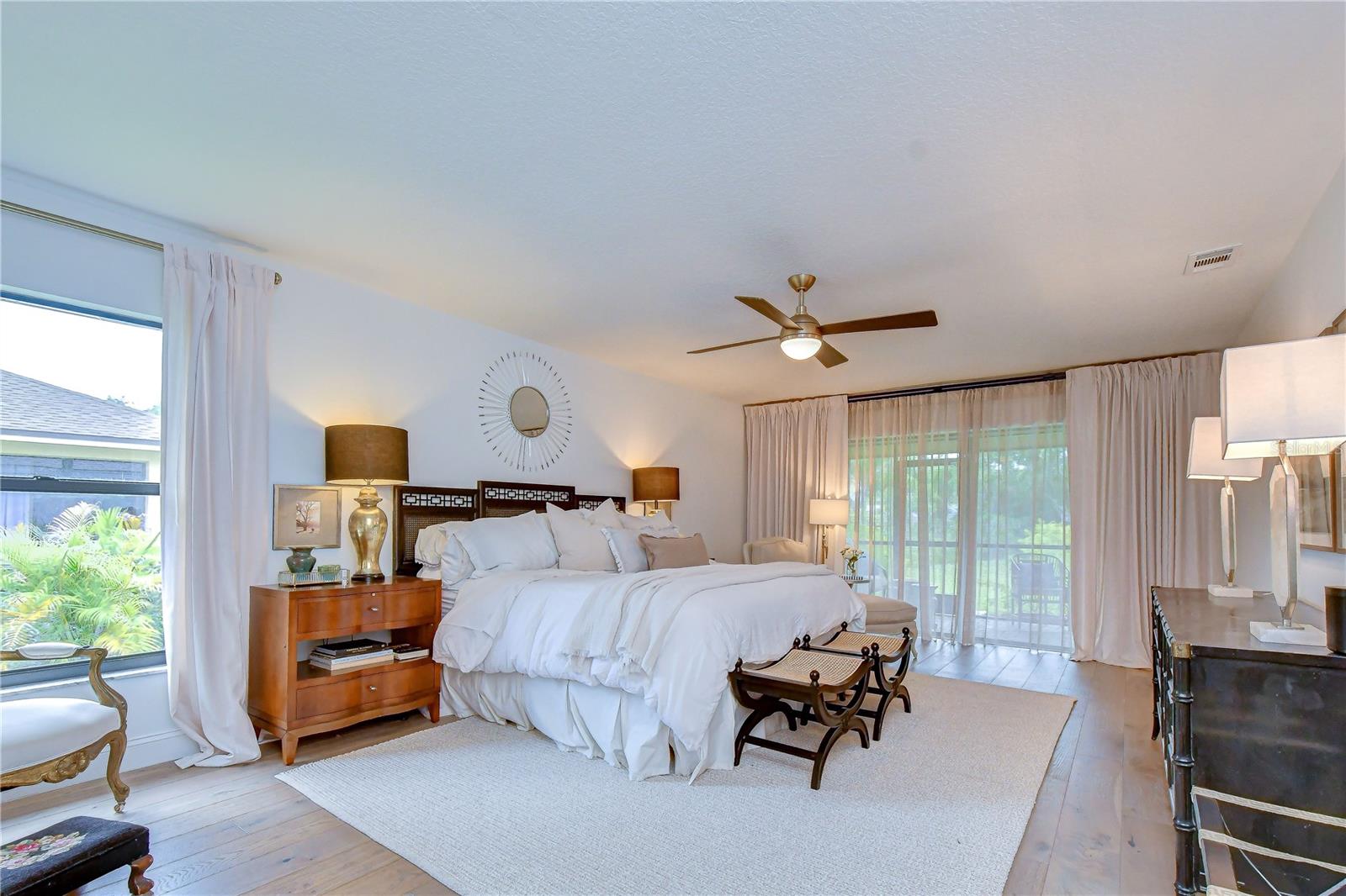 BELLE MEADE - Residential