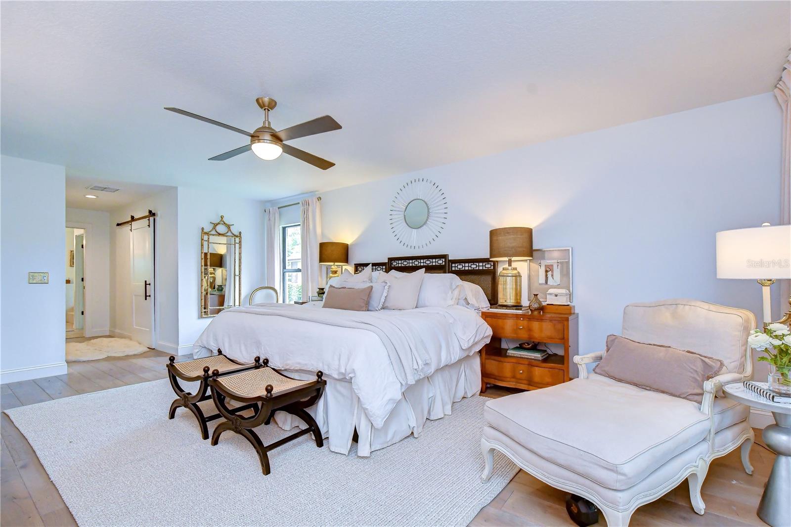 BELLE MEADE - Residential