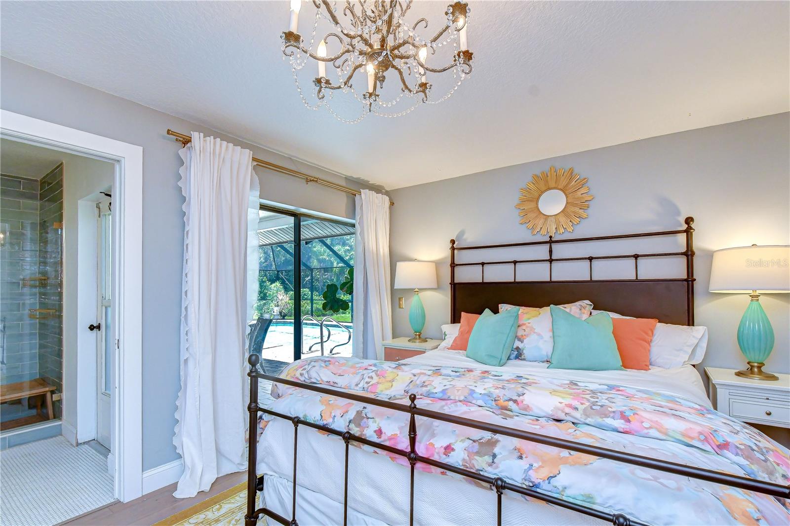 BELLE MEADE - Residential