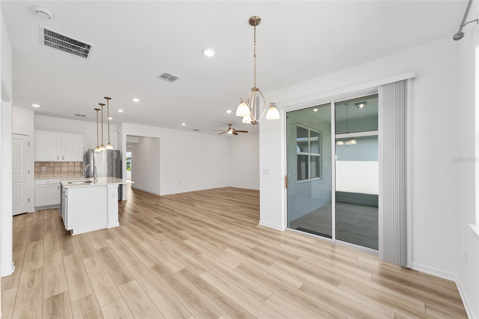 STONE CREEK - Residential Lease