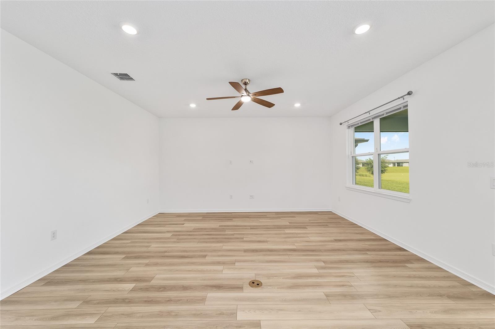STONE CREEK - Residential Lease