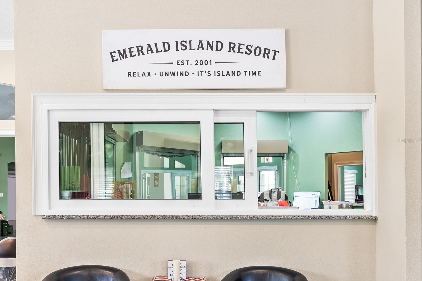 EMERALD ISLAND RESORT - Residential