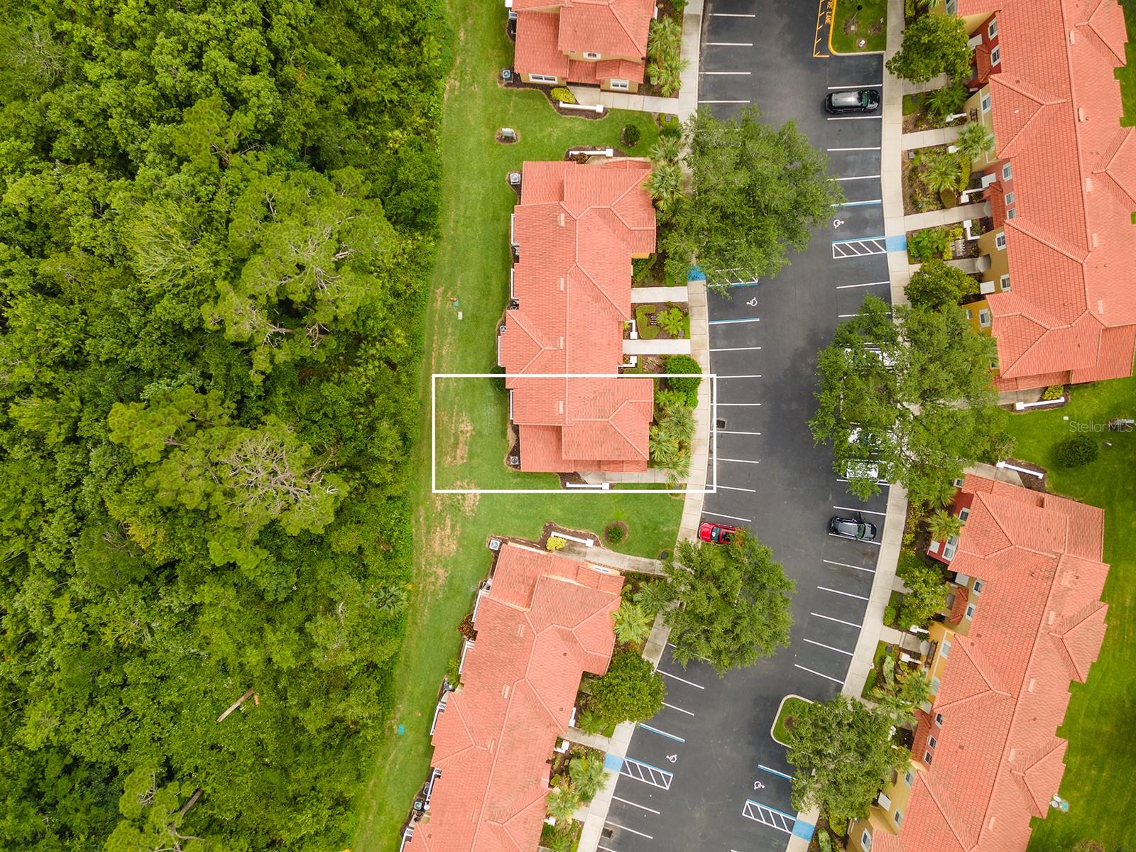 EMERALD ISLAND RESORT - Residential