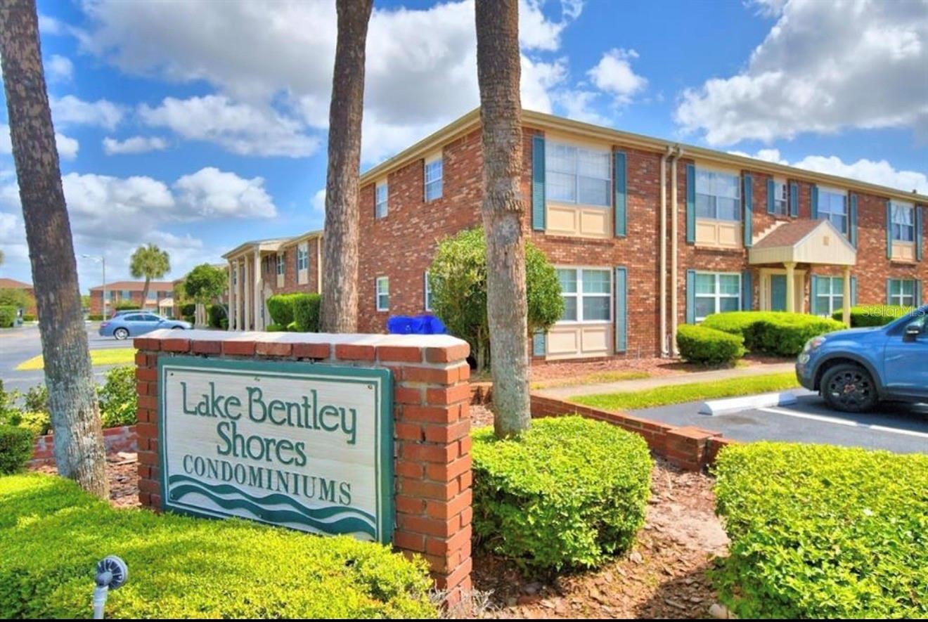 LAKE BENTLEY SHORES CONDO PH 01 - Residential Lease
