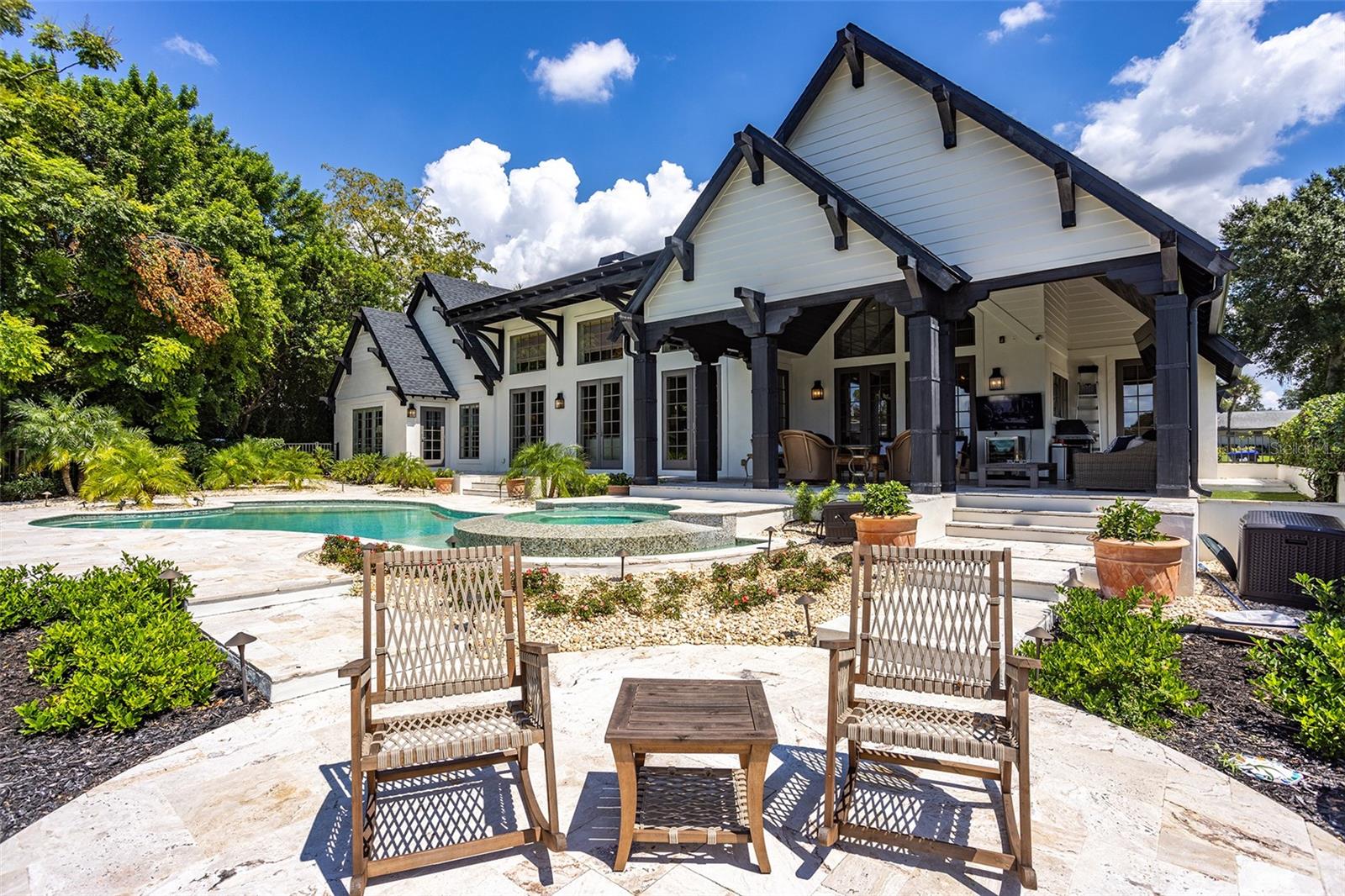 BAY HILL SEC 01 - Residential