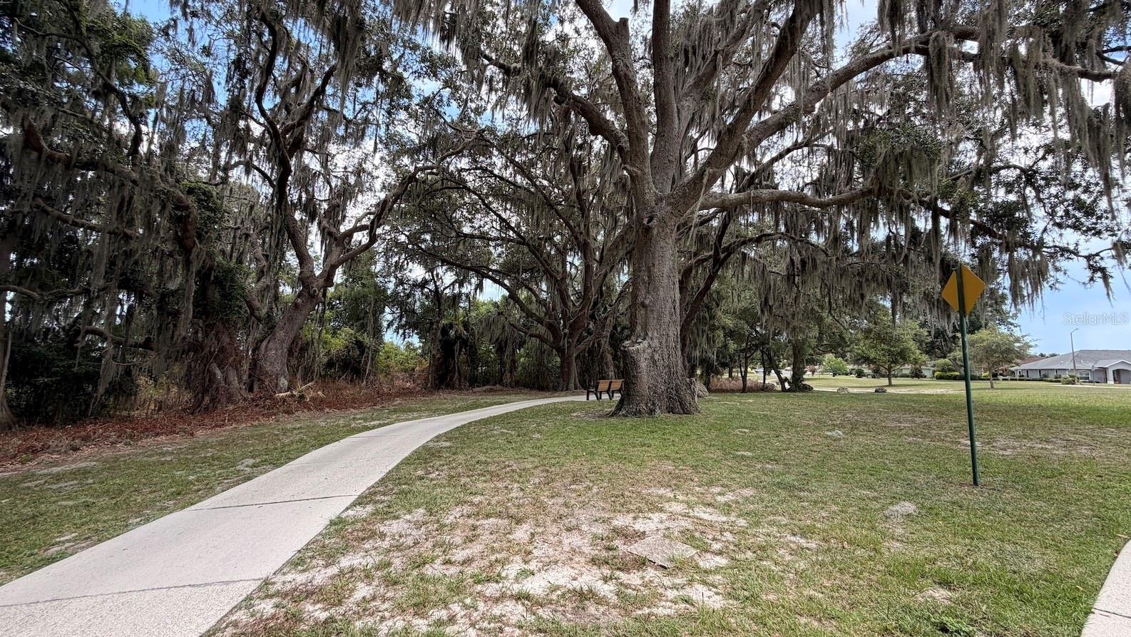 ARBOR LAKES UNIT 01 - Residential