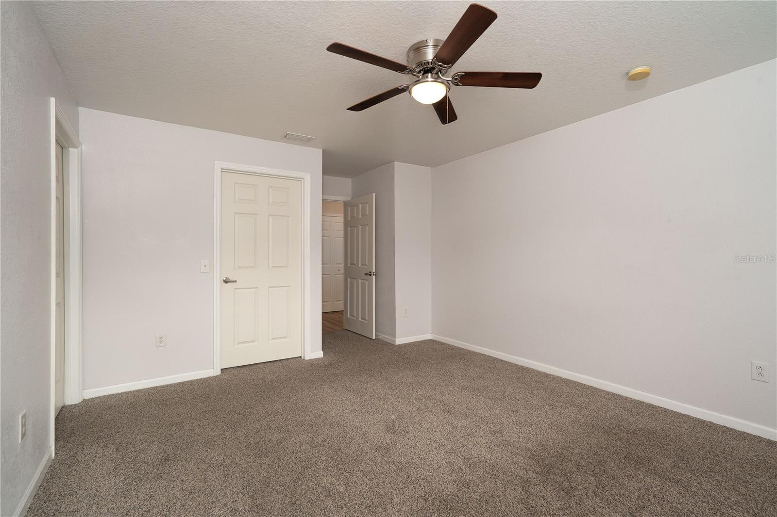 WEXFORD TWNHMS - Residential