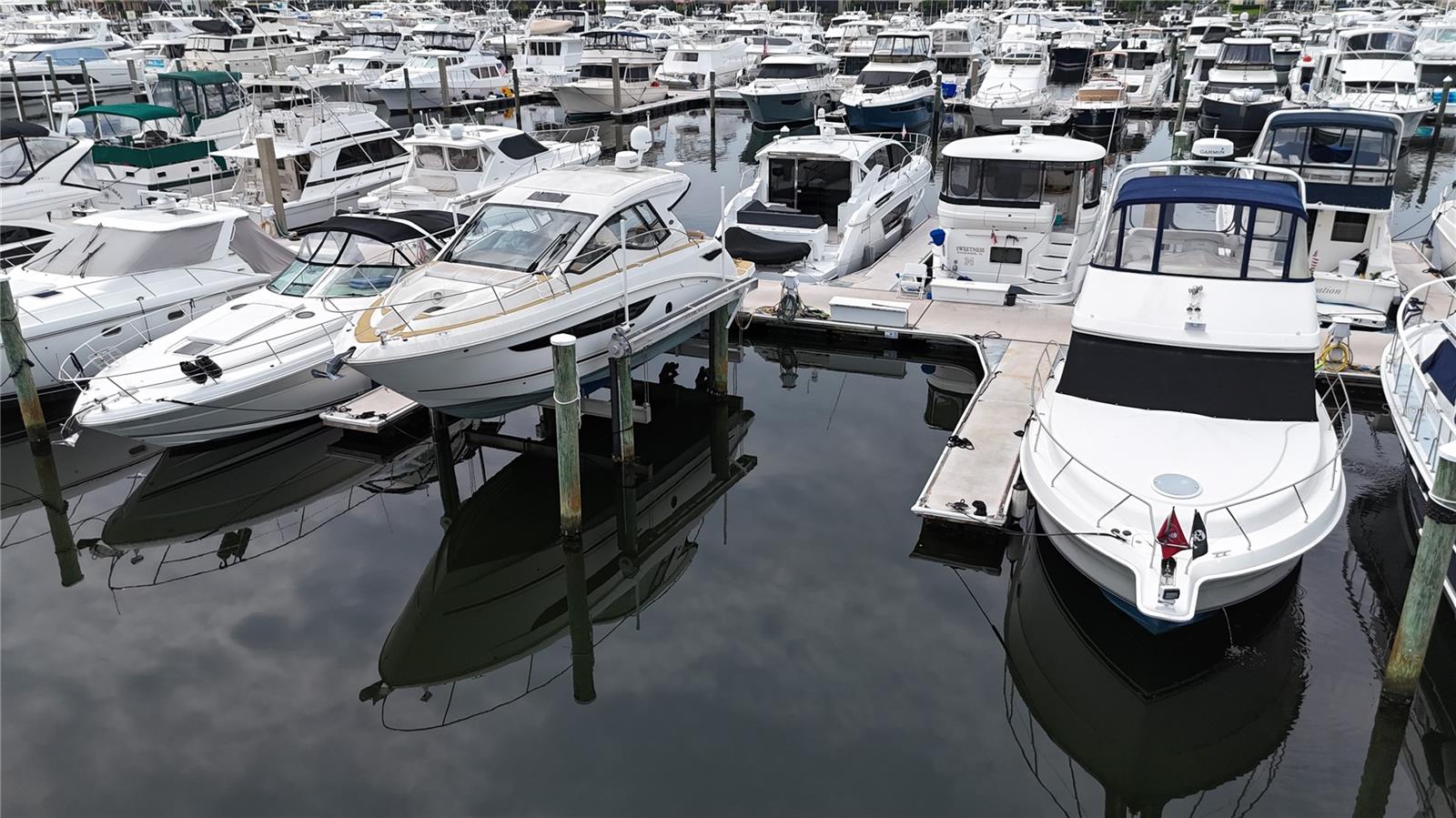 RIVIERA DUNES MARINA PH 3 - Residential