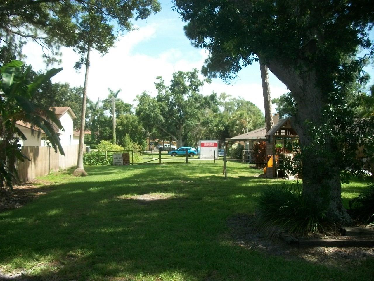 PINELLAS GROVES - Residential