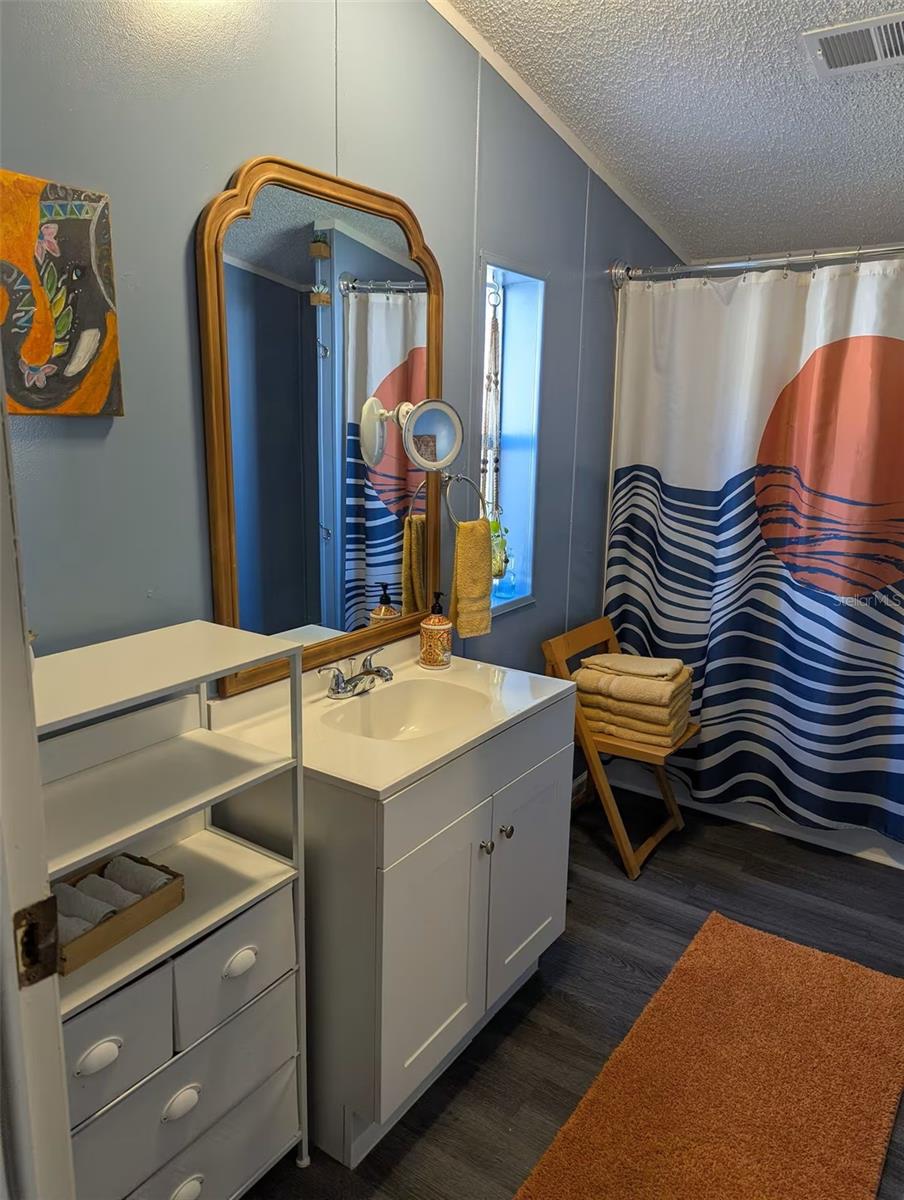 HARVEY HEIGHTS - Residential
