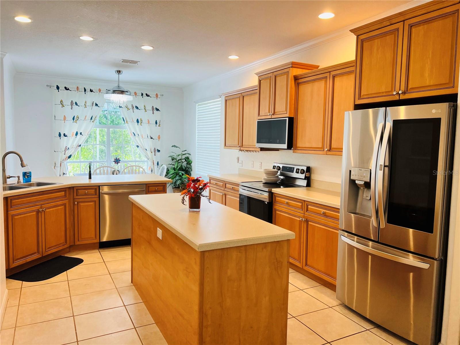SAND HILL LANE - Residential