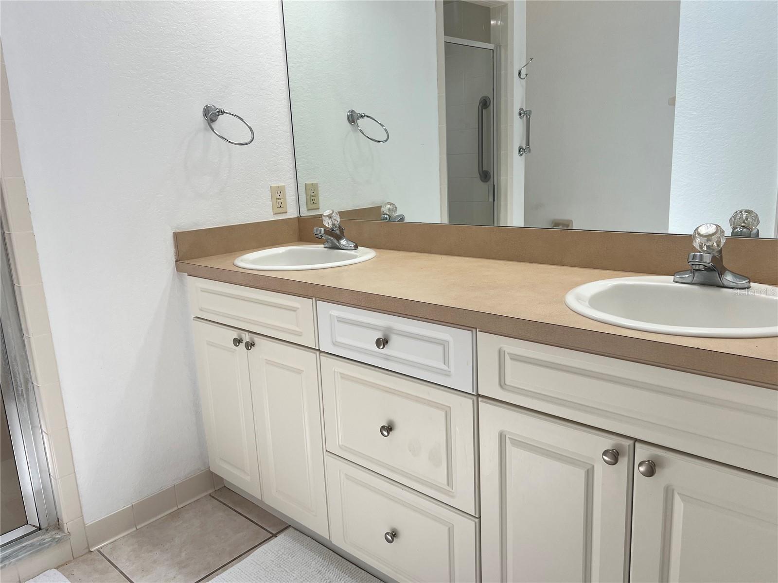 SAND HILL LANE - Residential