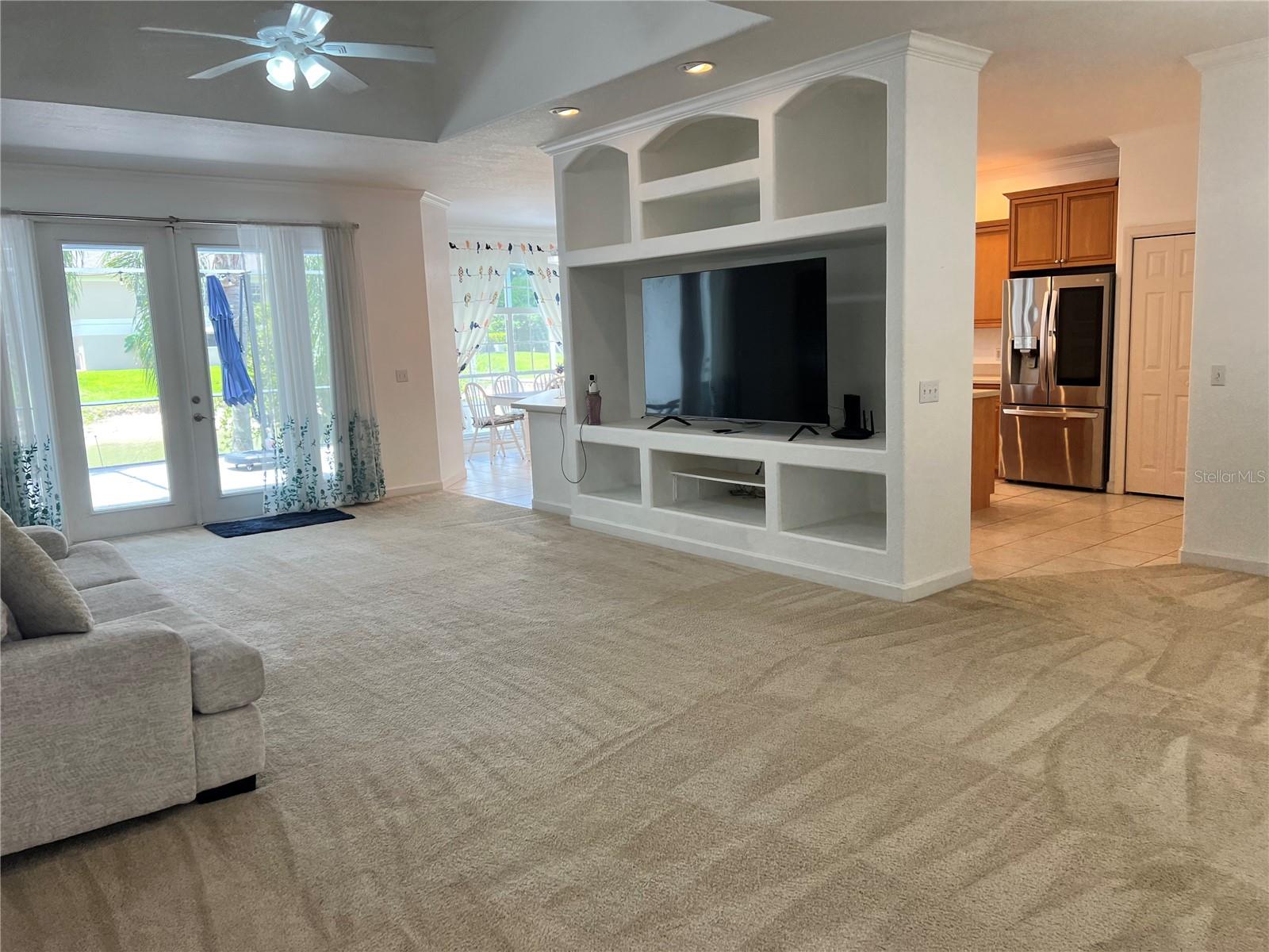 SAND HILL LANE - Residential