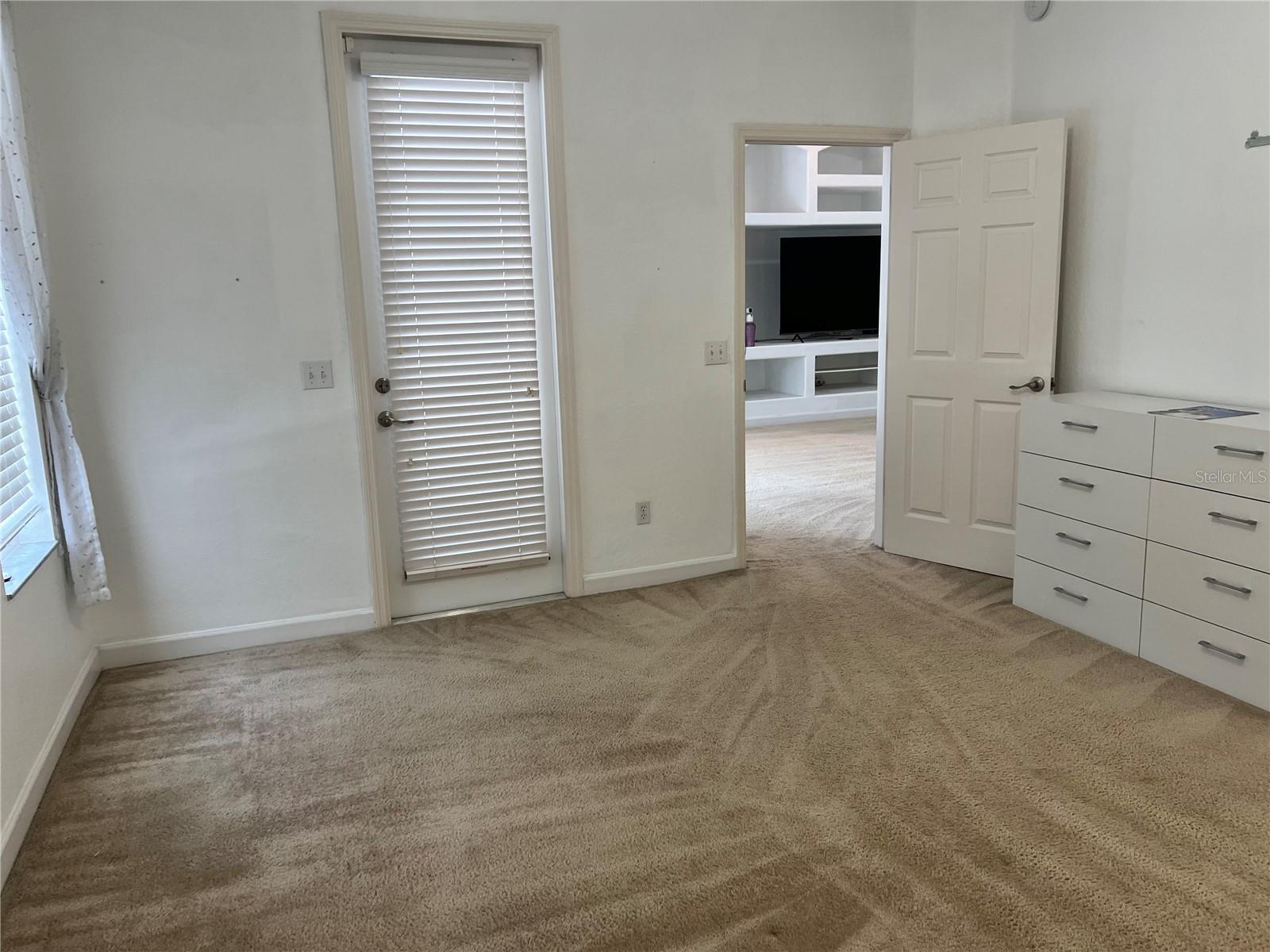 SAND HILL LANE - Residential