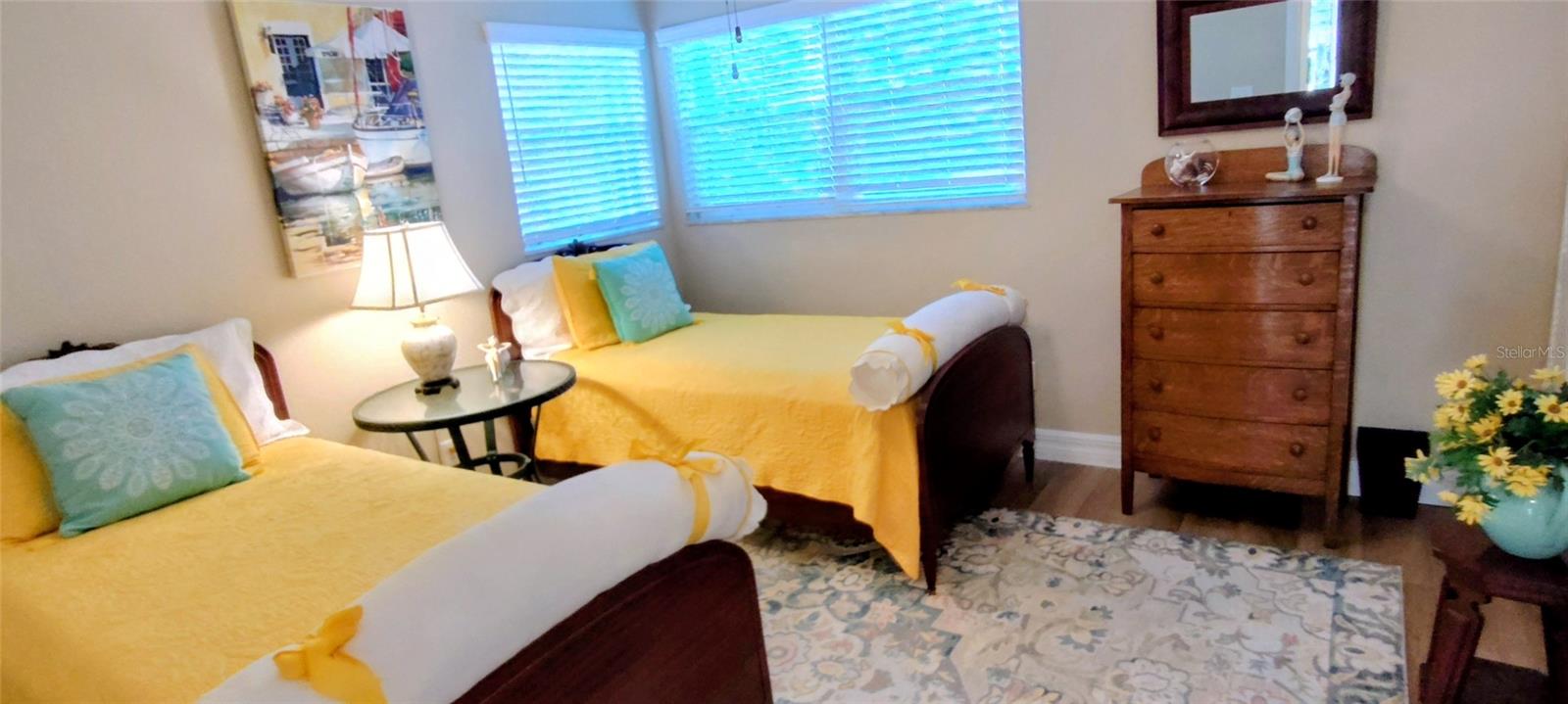 COLONNADES CONDO 11 - Residential