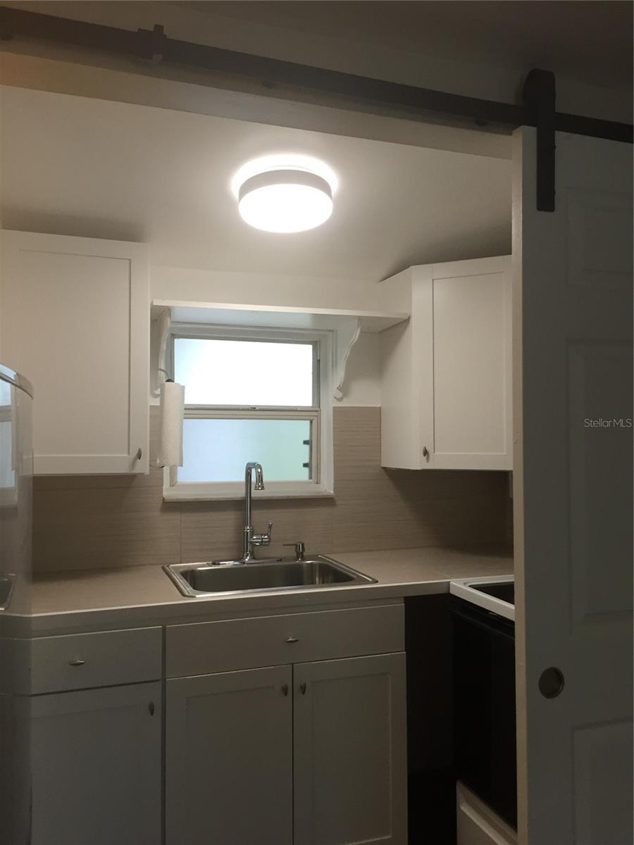 CENTRAL PARK SUB - Residential Income