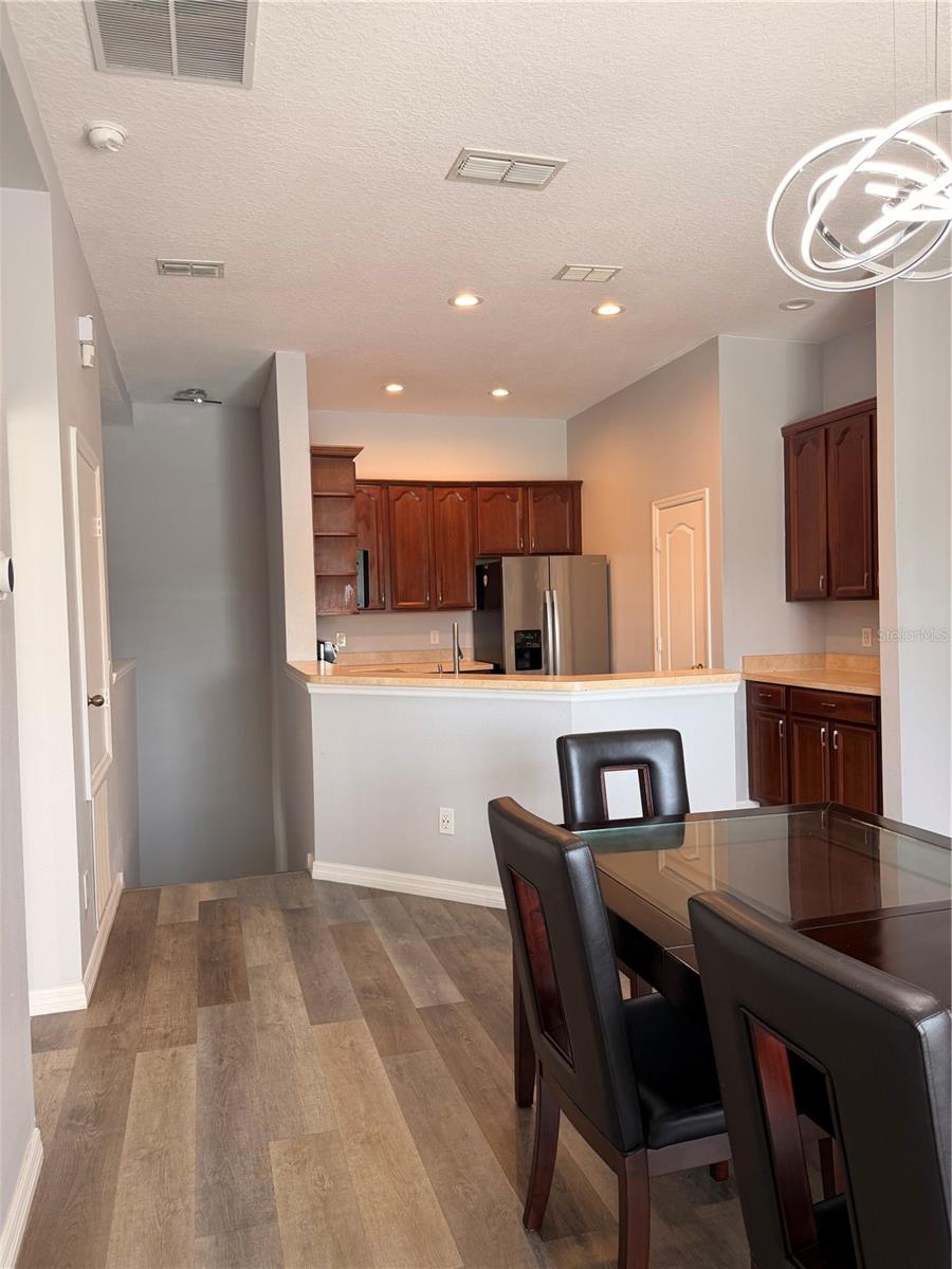 WATERSIDE ESTATES - Residential Lease