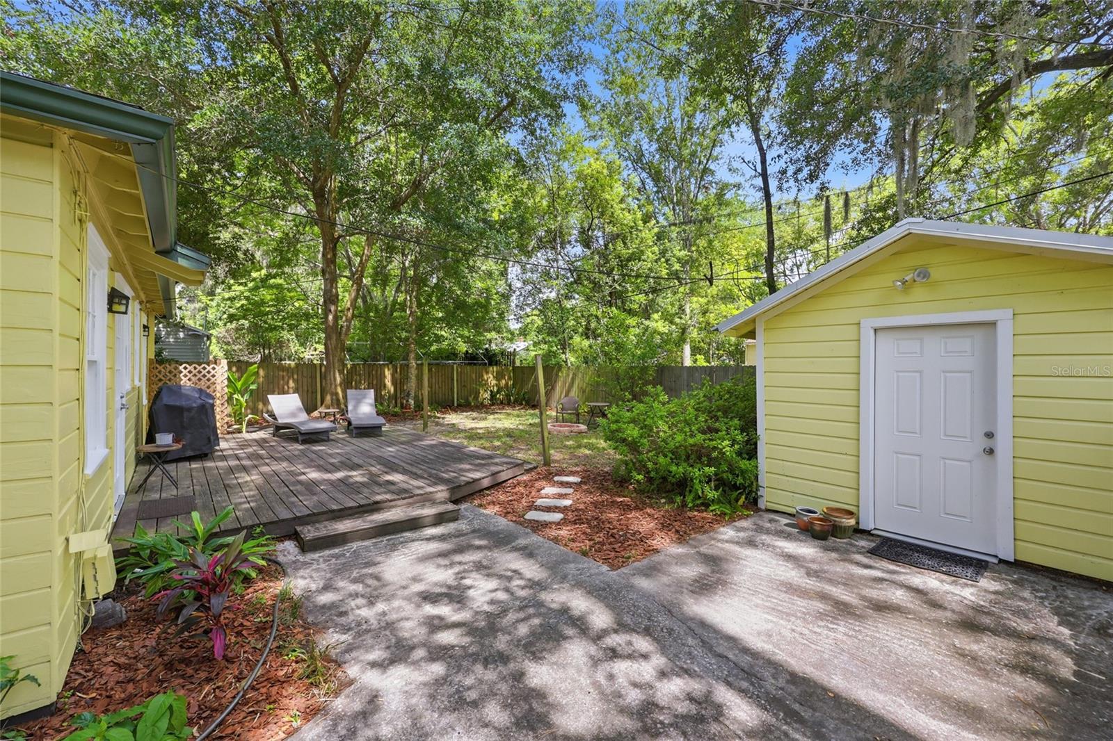 SPRING PARK SUB - Residential
