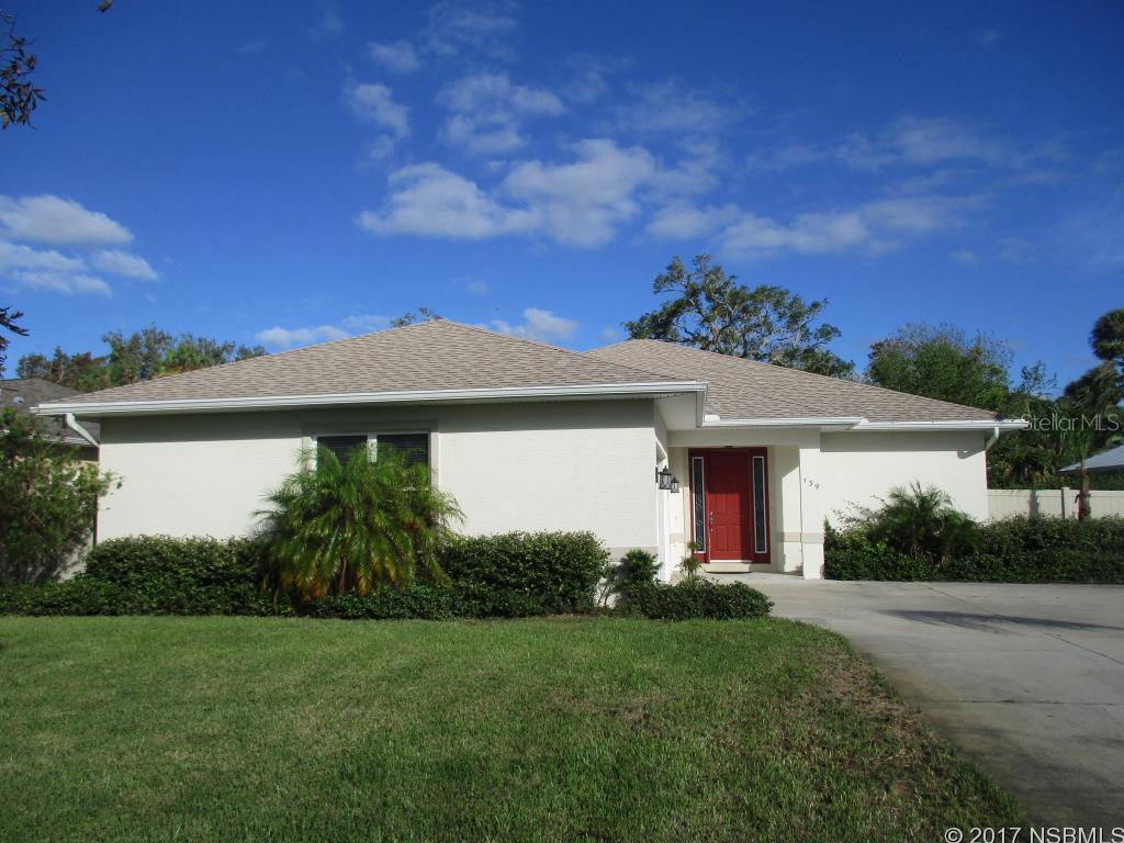 Beautiful home just steps from the river and community dock, made for entertaining!  Large kitchen with granite counters and wood cabinets opens to the living room with tray ceilings.  Sliders in living room open to the screened porch where you can enjoy the breeze from the river in the privacy of your fenced back yard.  Master bedroom with tray ceilings, large master bath with two walk in closets, jetted tub, double sinks and separate water closet.  Spare bedrooms with built-ins adjoined by a beautiful jack-n-jill bath. ;Water: City