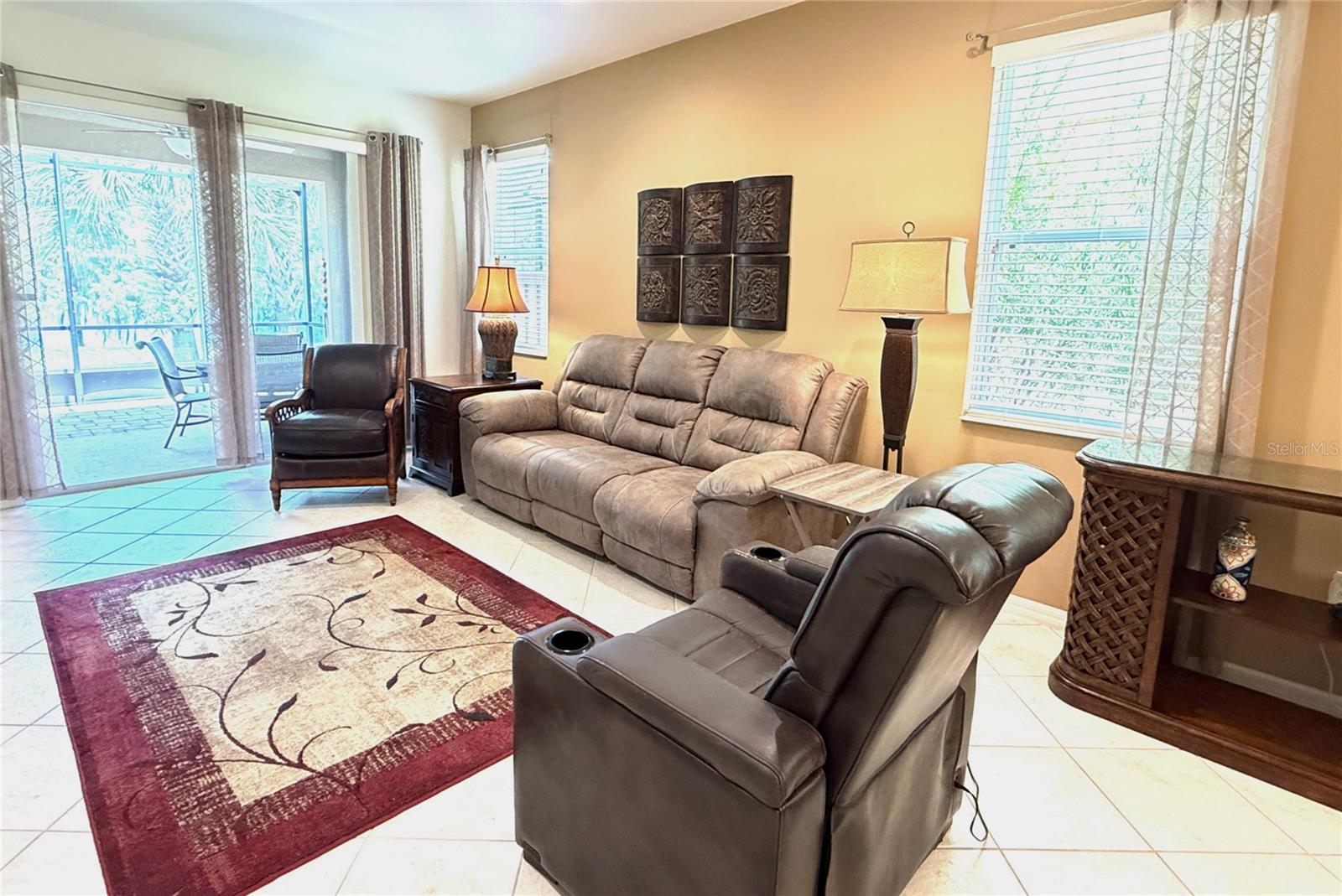 SOLIVITA PH 05F - Residential