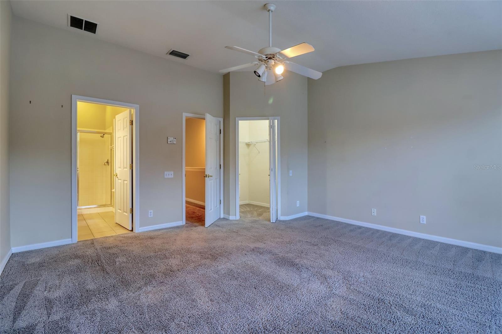 PALMBROOKE TOWNHOMES - Residential Lease