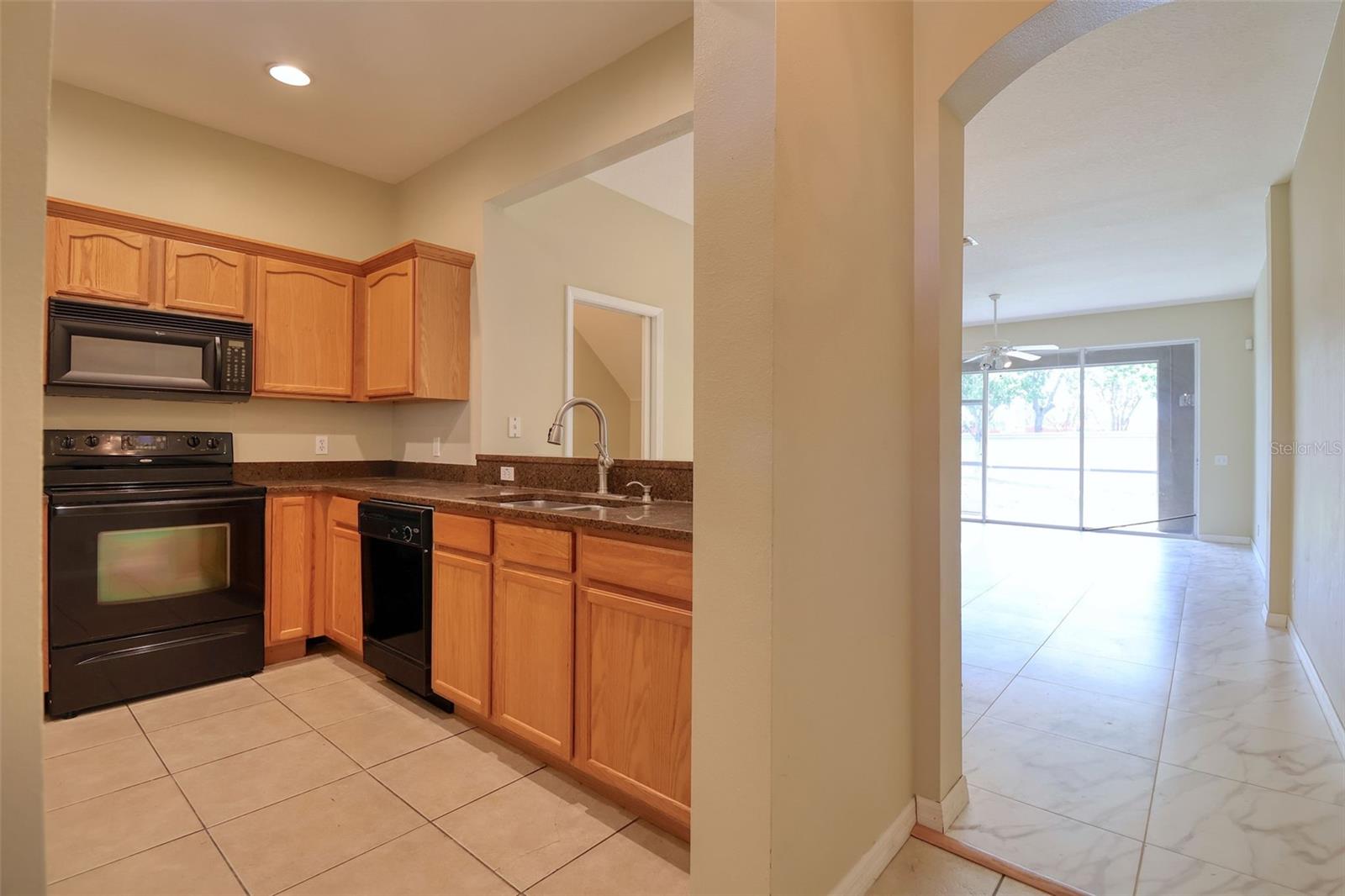 PALMBROOKE TOWNHOMES - Residential Lease