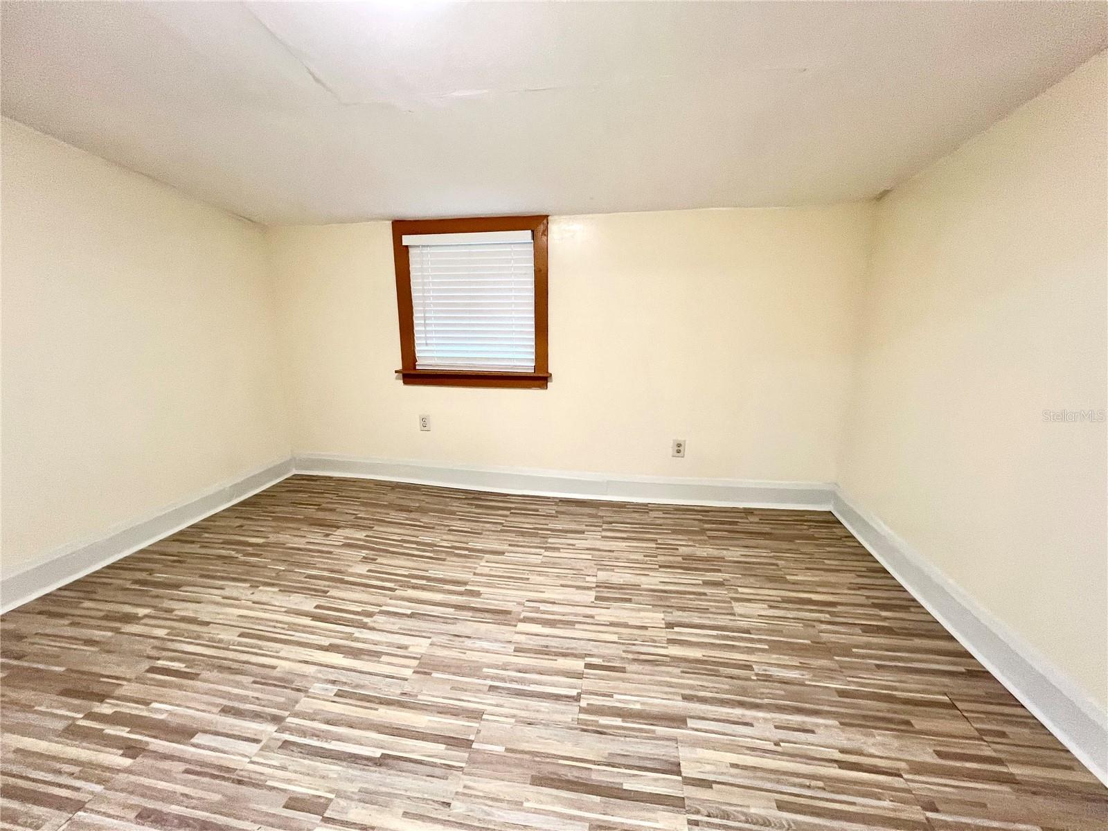 TWIN LAKE PARK RESUB - Residential