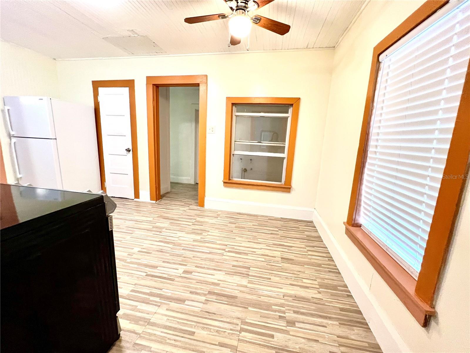 TWIN LAKE PARK RESUB - Residential