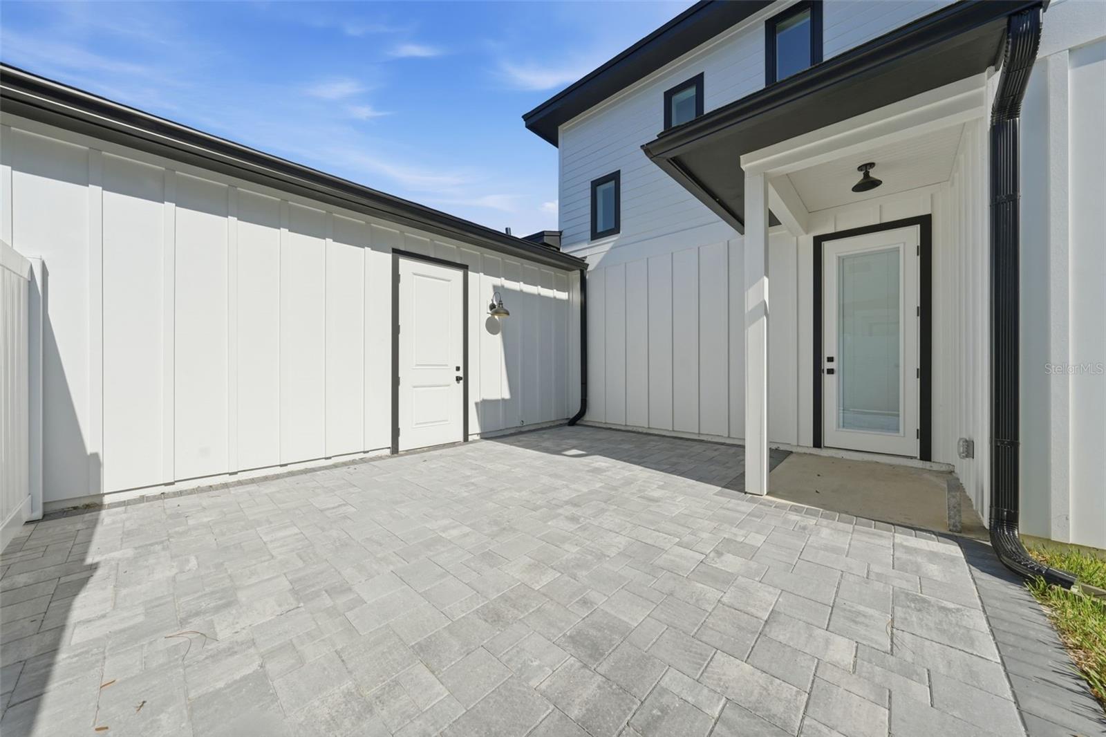 FARMSTEAD 44 - Residential