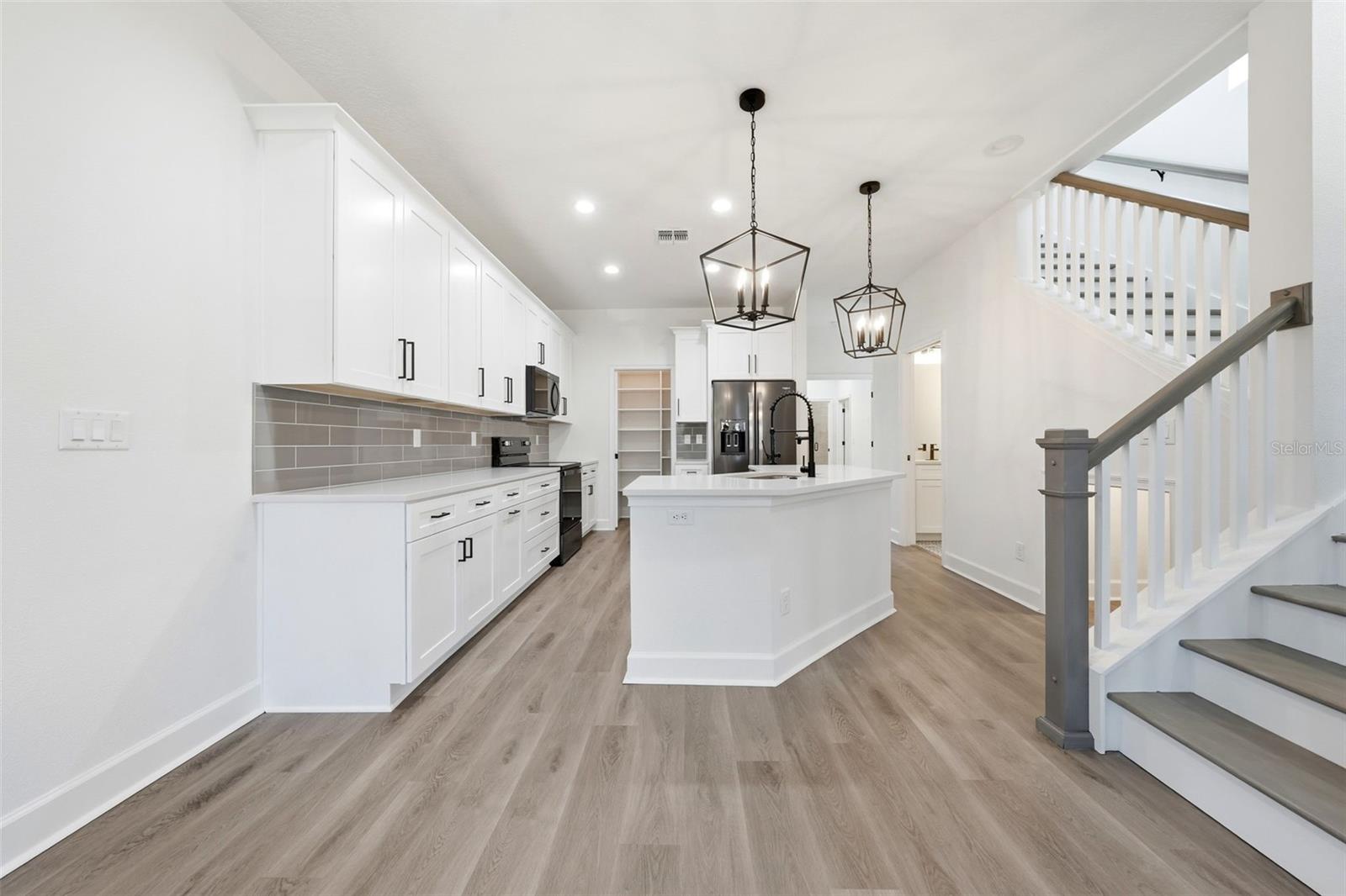 FARMSTEAD 44 - Residential