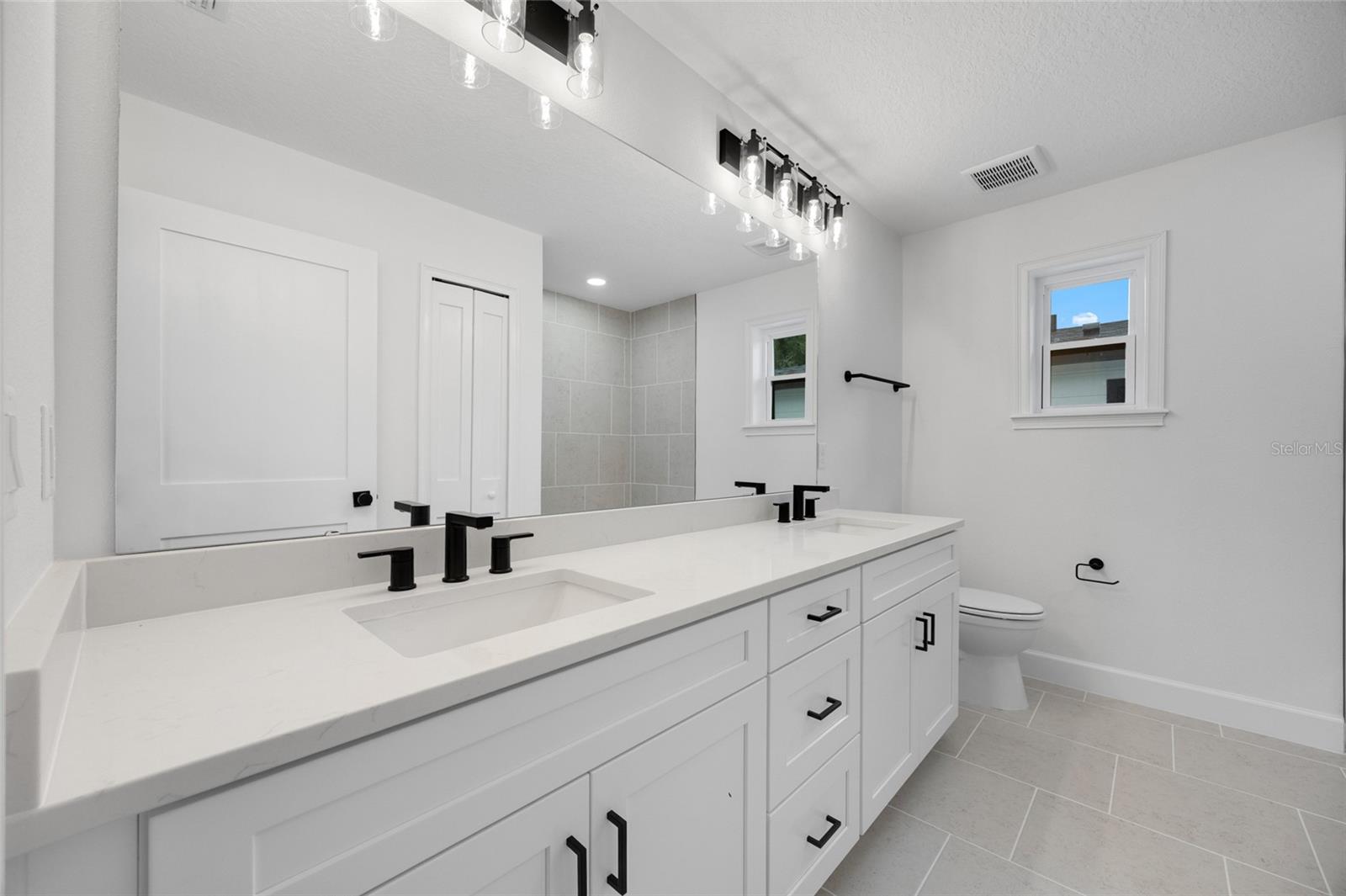 FARMSTEAD 44 - Residential