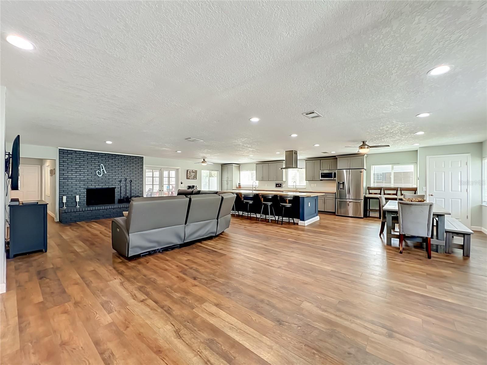 SPRING VALLEY FARMS SEC 04 - Residential