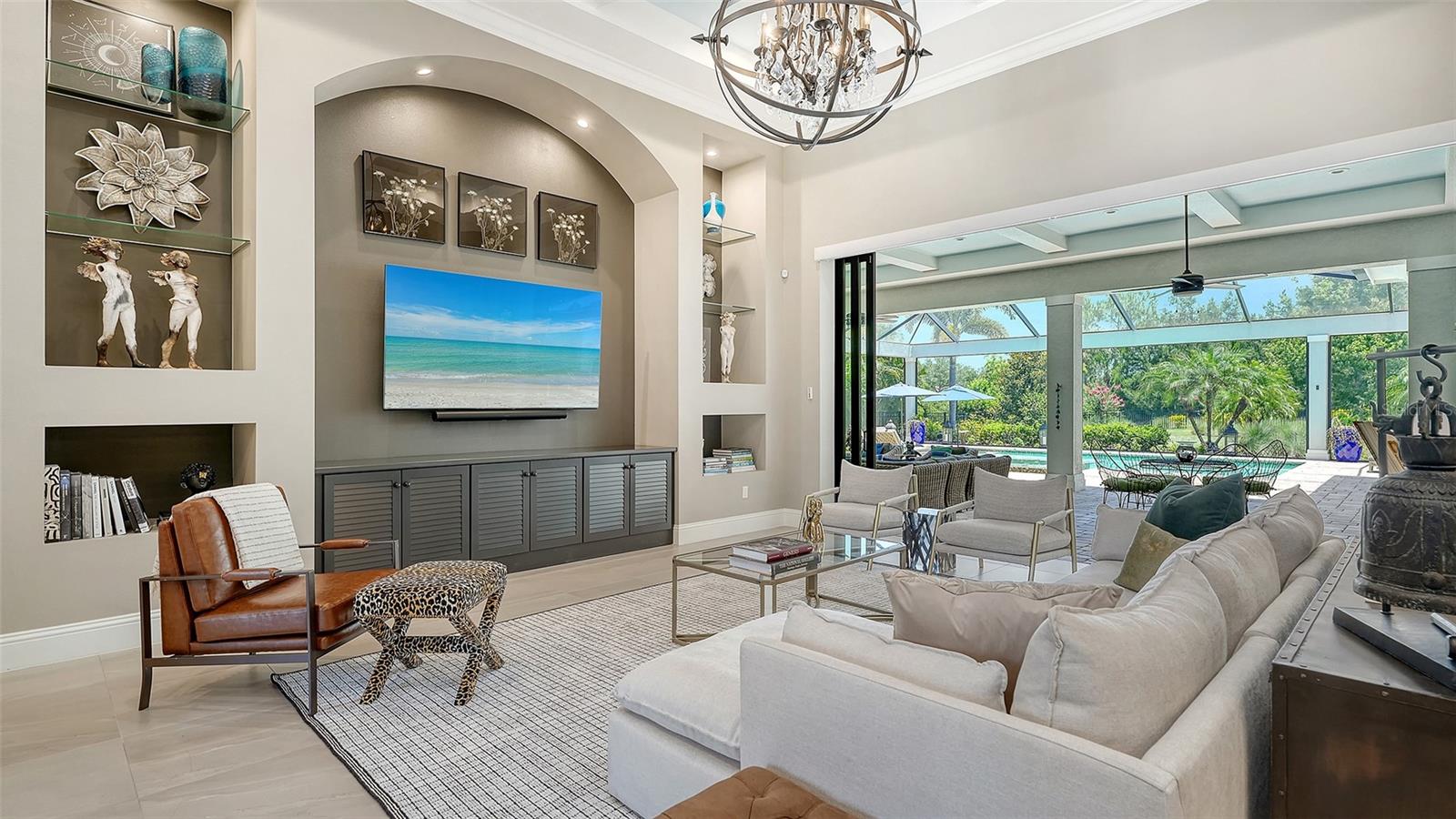 LAKE CLUB PH II - Residential