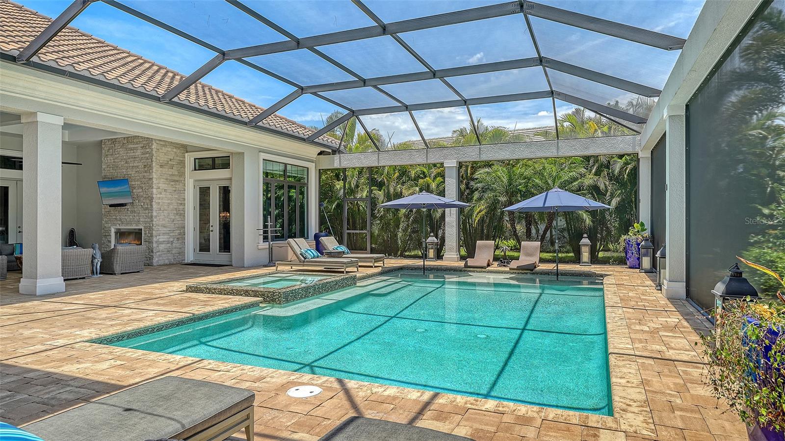 LAKE CLUB PH II - Residential