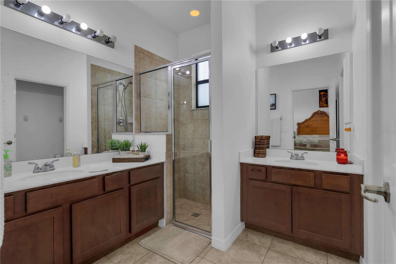 OAK RIDGE - Residential